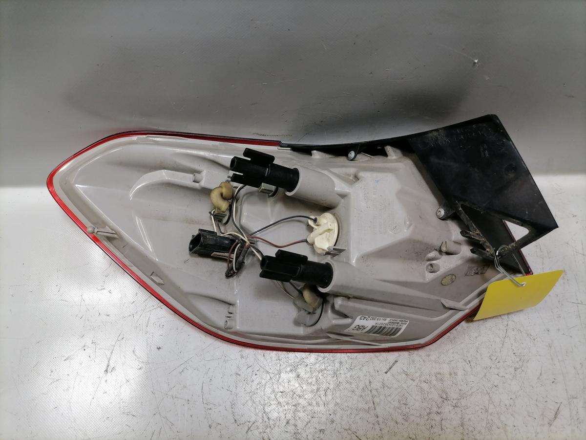 Opel Astra J original R&uuml;cklicht R&uuml;ckleuchte Schlussleuchte rechts Kombi Bj.2012